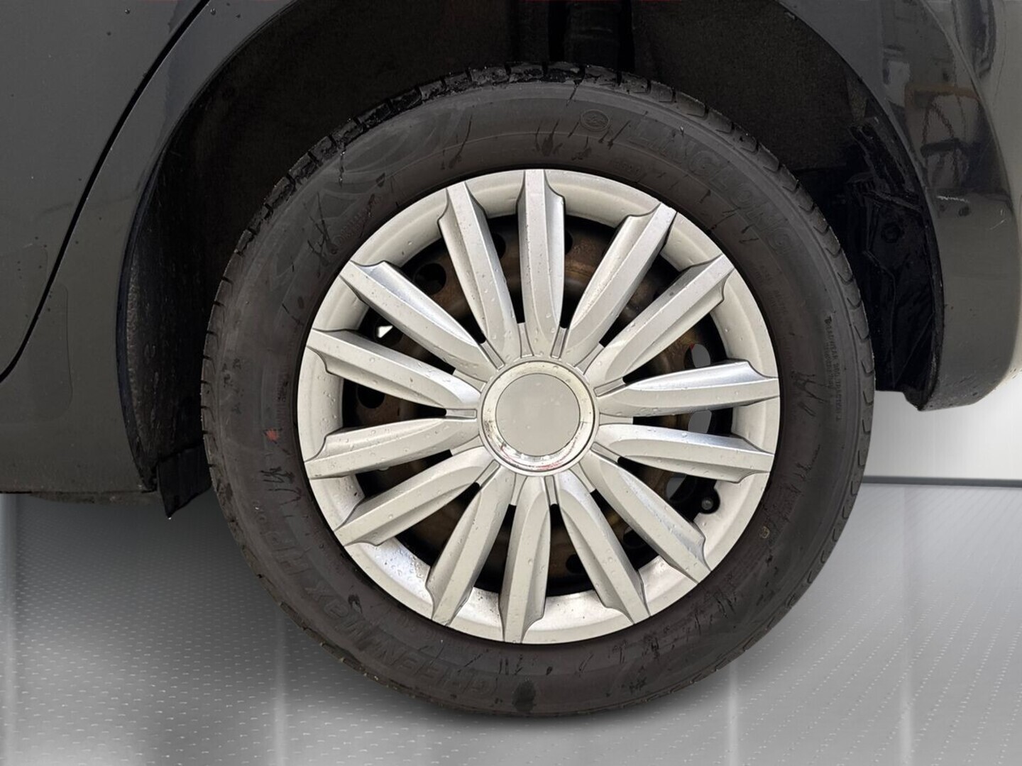 TOYOTA Auris 2009