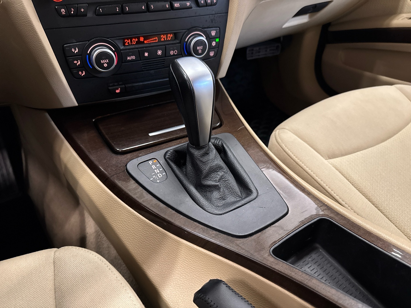 BMW 320 2009