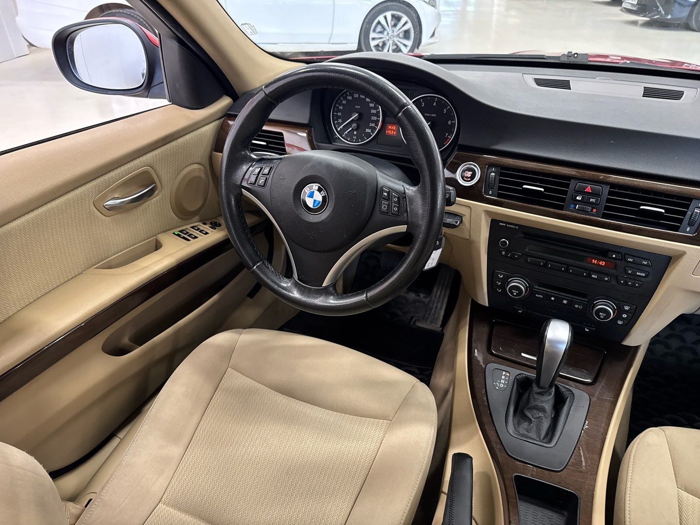 BMW 320 2009