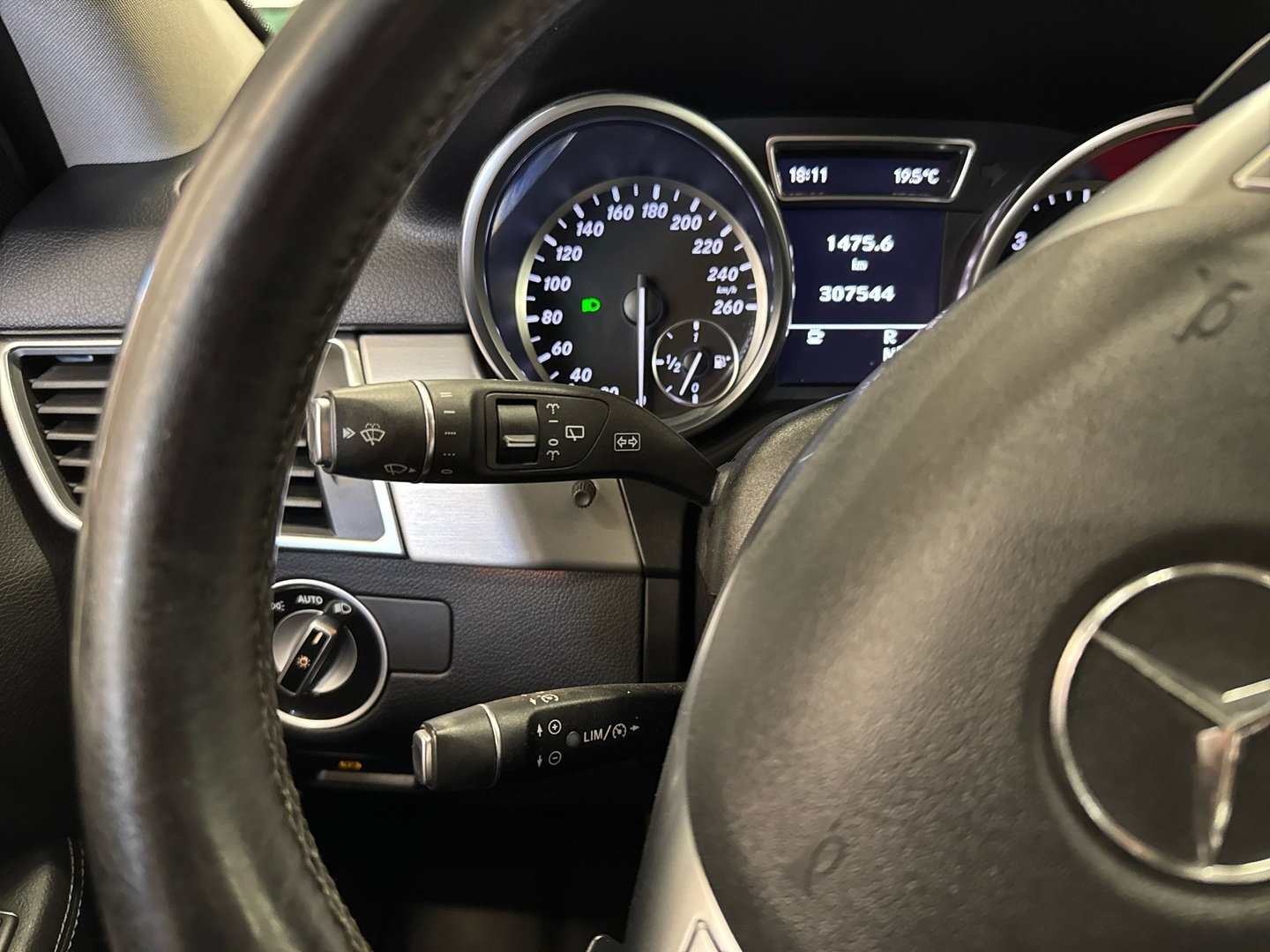 MERCEDES-BENZ ML 2011