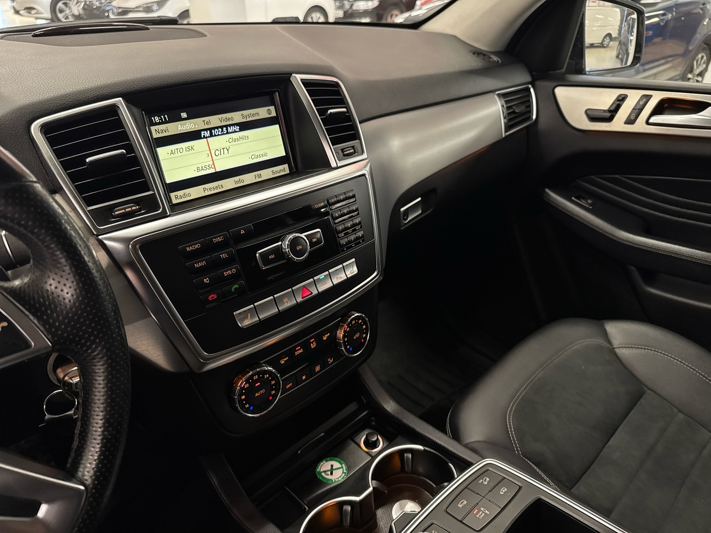 MERCEDES-BENZ ML 2011