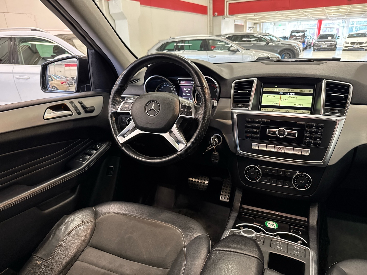 MERCEDES-BENZ ML 2011