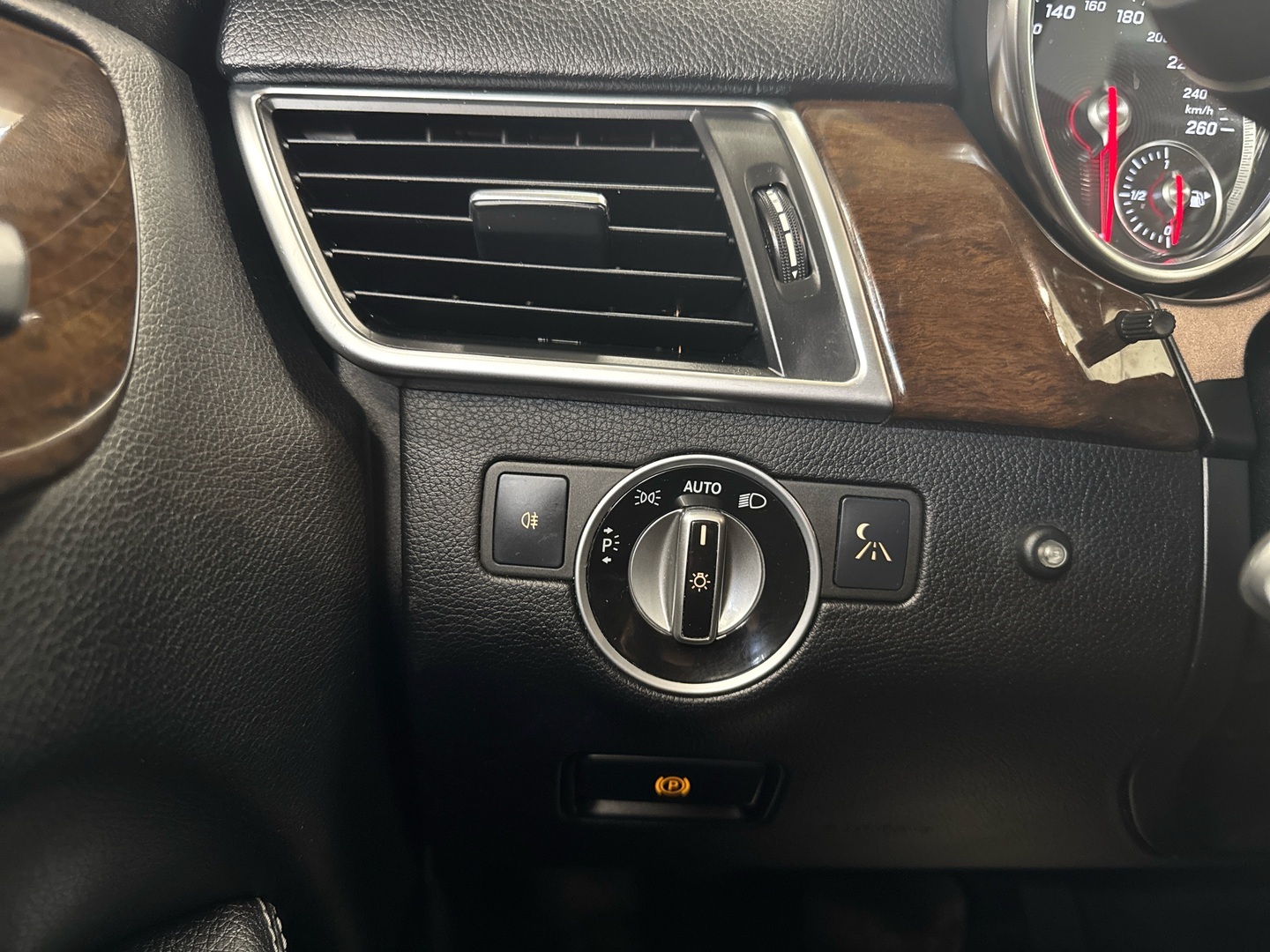 MERCEDES-BENZ GL 2013