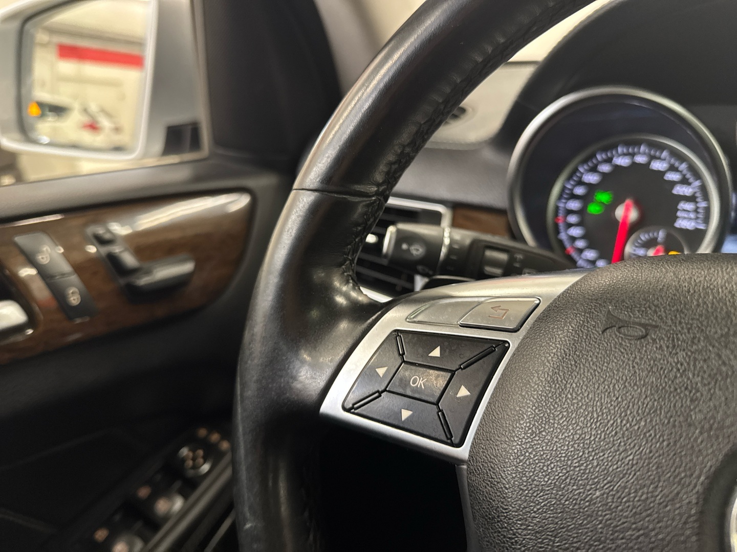 MERCEDES-BENZ GL 2013