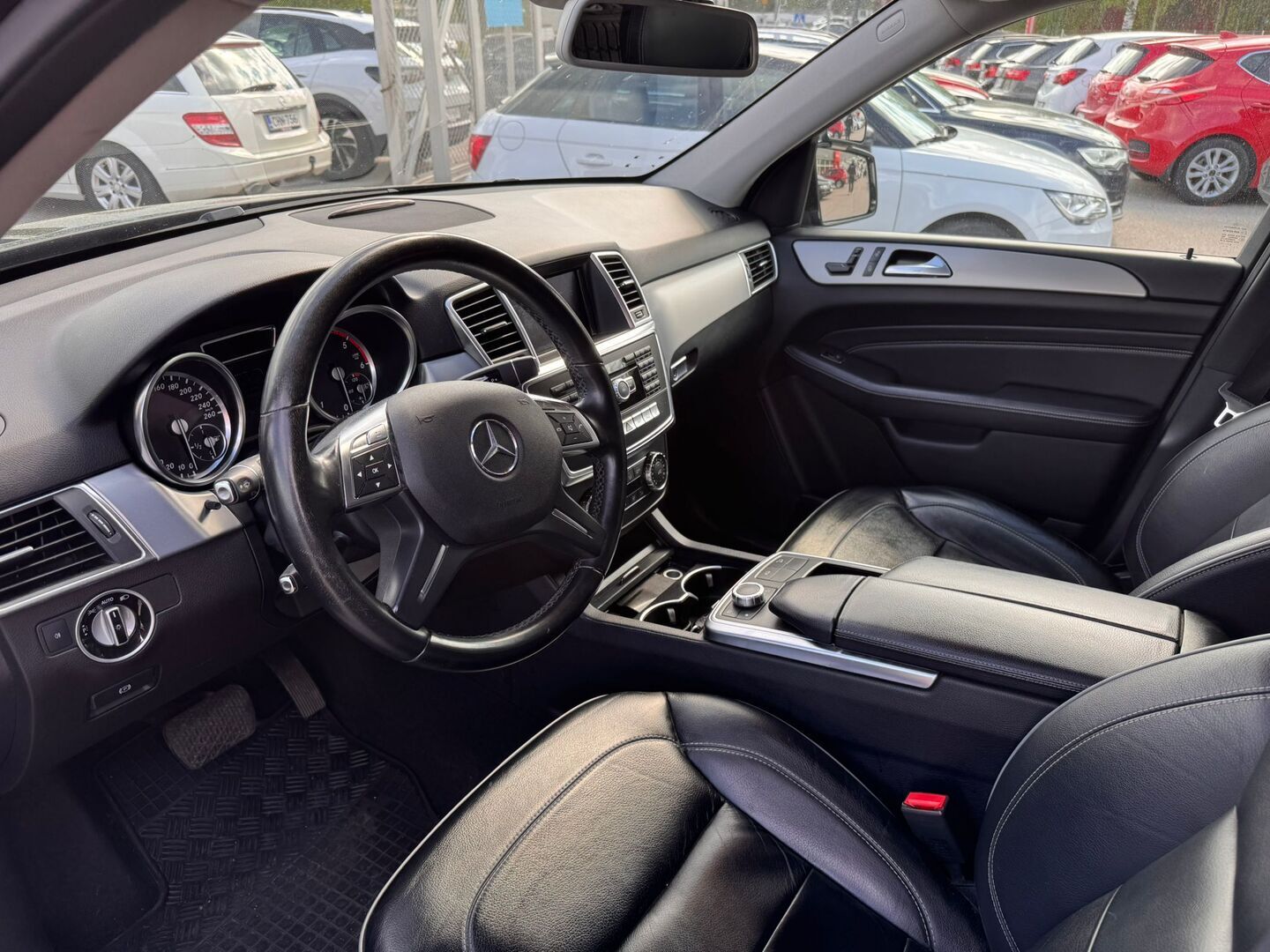 MERCEDES-BENZ ML 2013