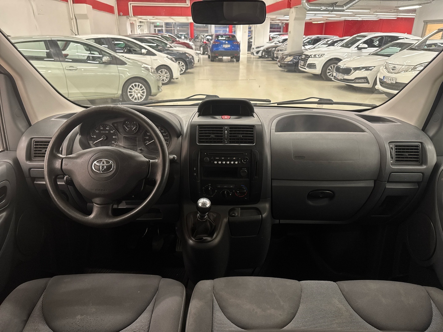 TOYOTA Proace 2016