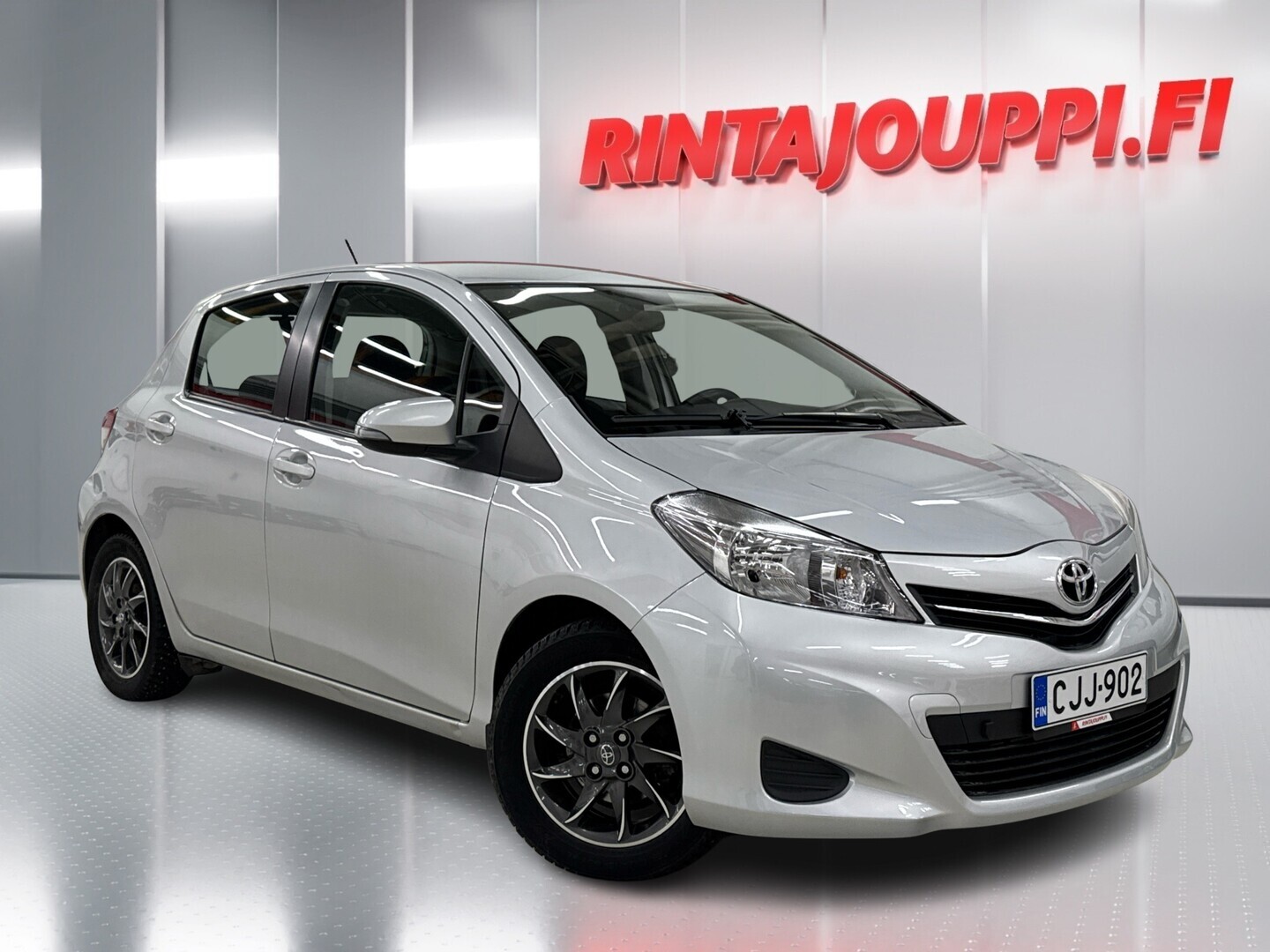 TOYOTA Yaris 2014
