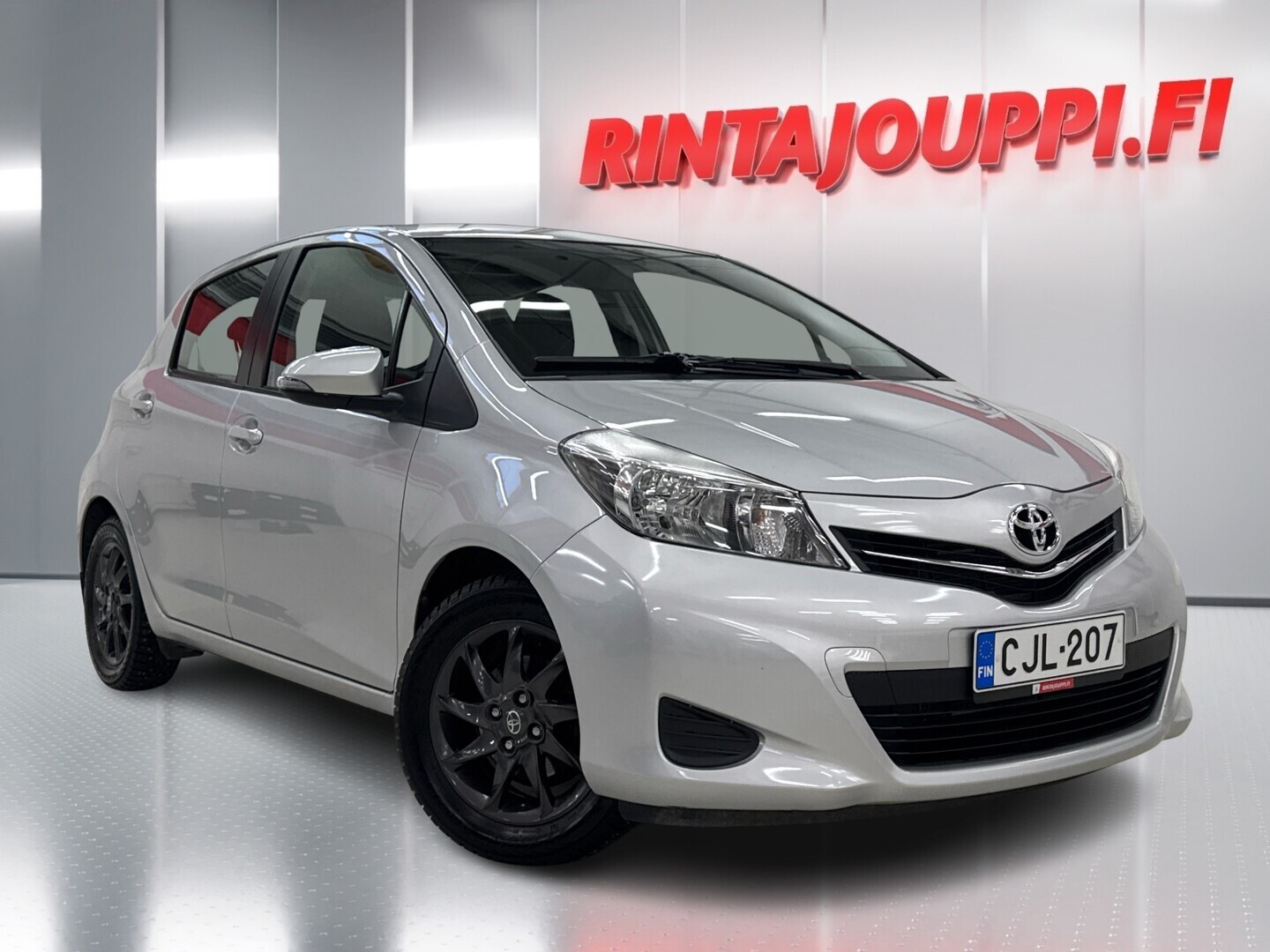 TOYOTA Yaris 2014