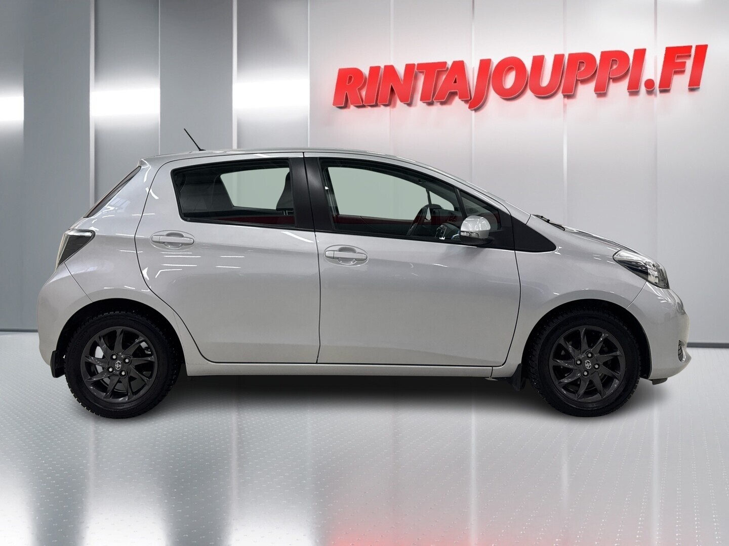 TOYOTA Yaris 2014