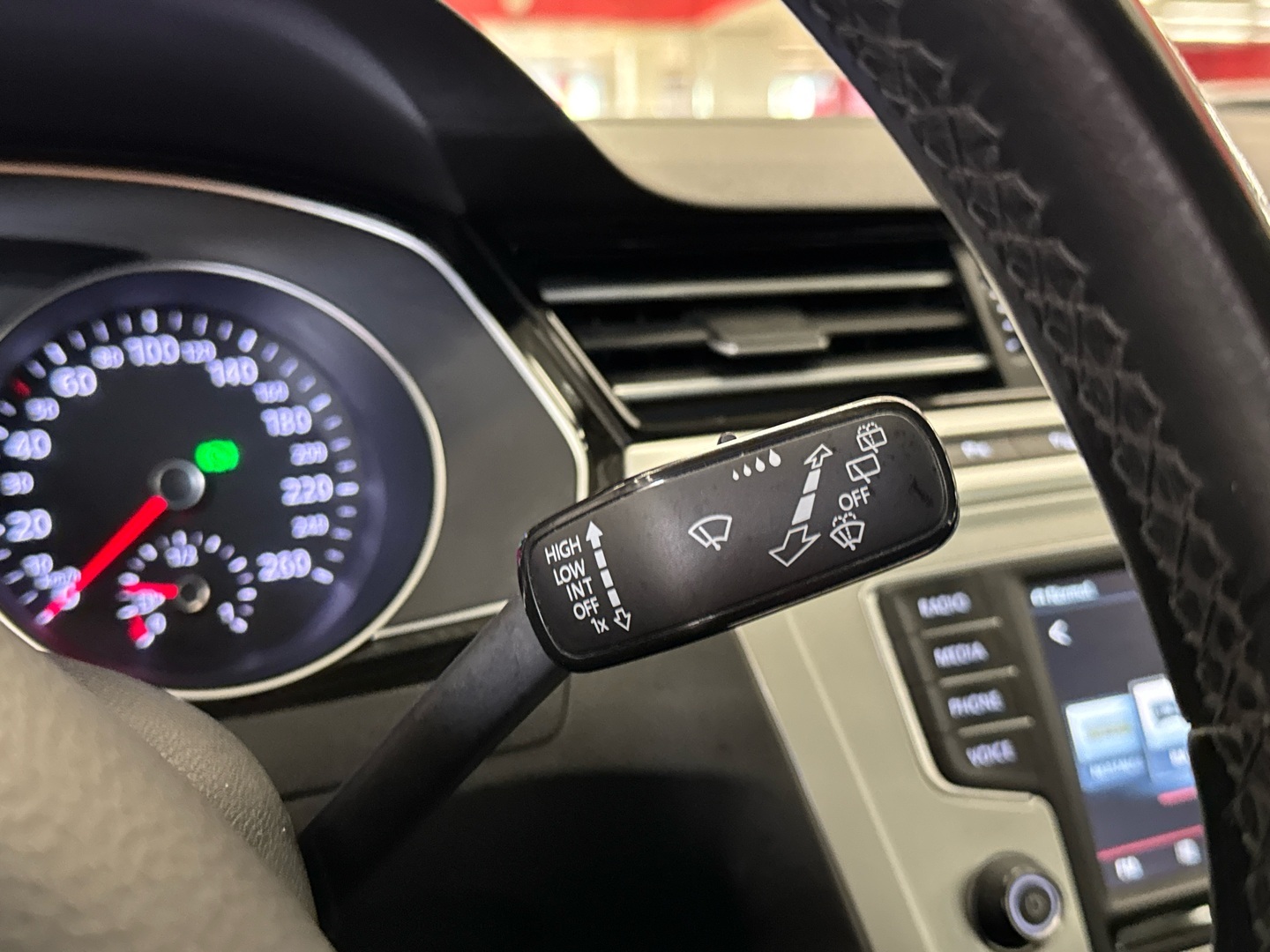 VOLKSWAGEN Passat 2015