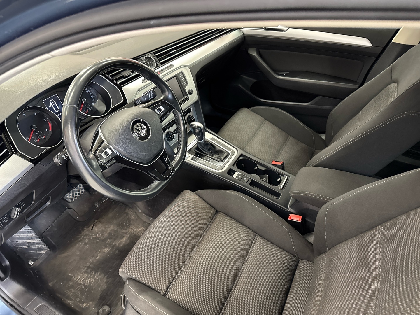 VOLKSWAGEN Passat 2015