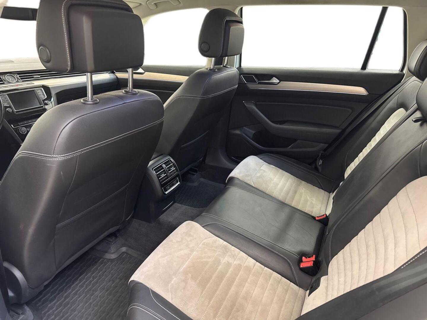 VOLKSWAGEN Passat 2015