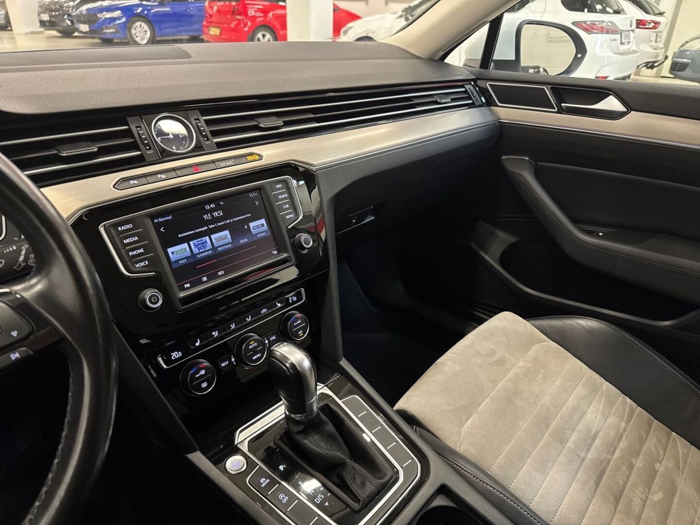 VOLKSWAGEN Passat 2015