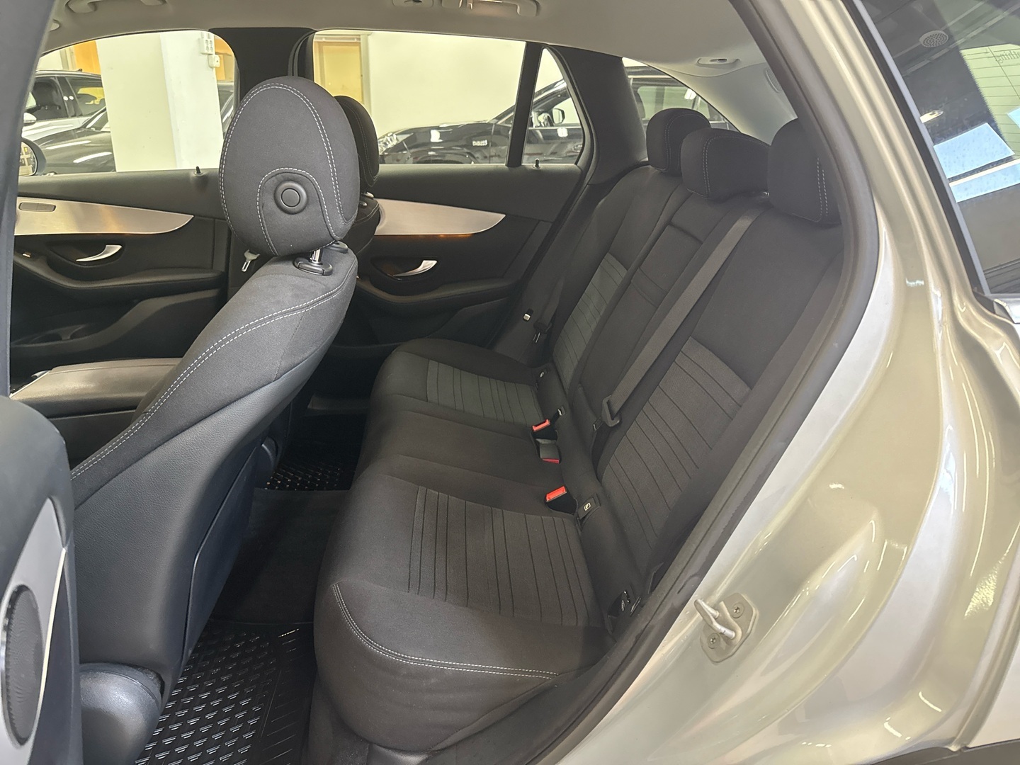 MERCEDES-BENZ GLC 2016