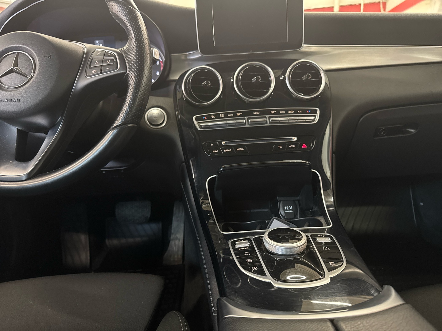 MERCEDES-BENZ GLC 2016