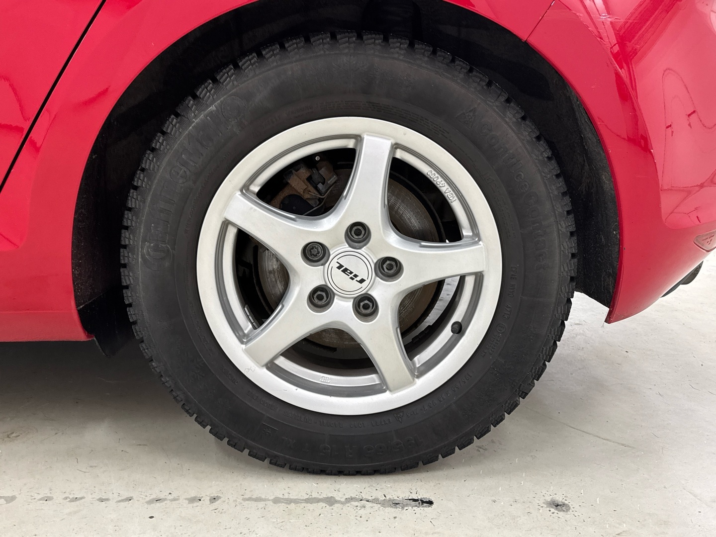 VOLKSWAGEN Golf 2016