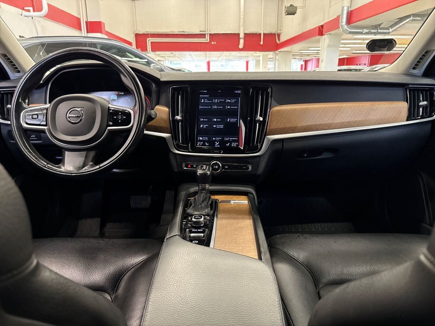 VOLVO S90 2016