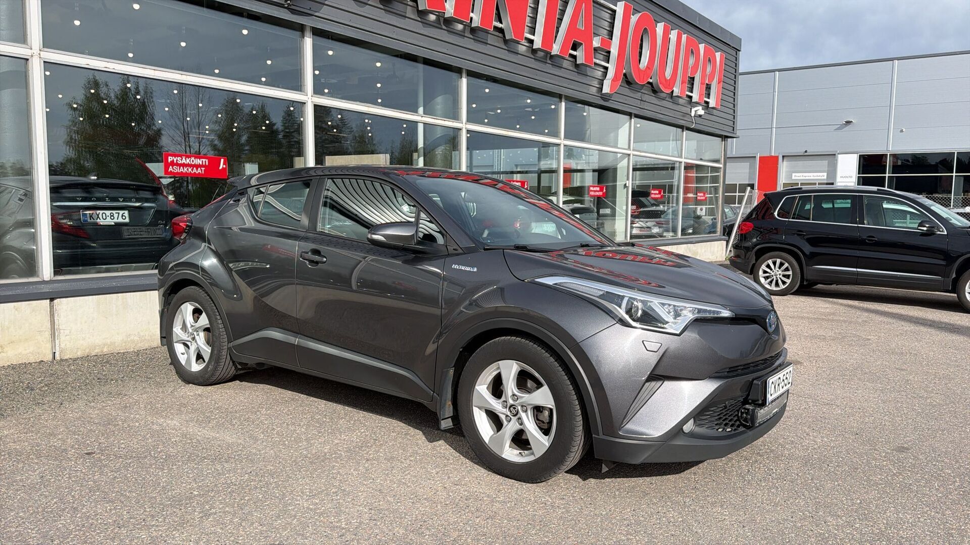 TOYOTA C-HR 2017