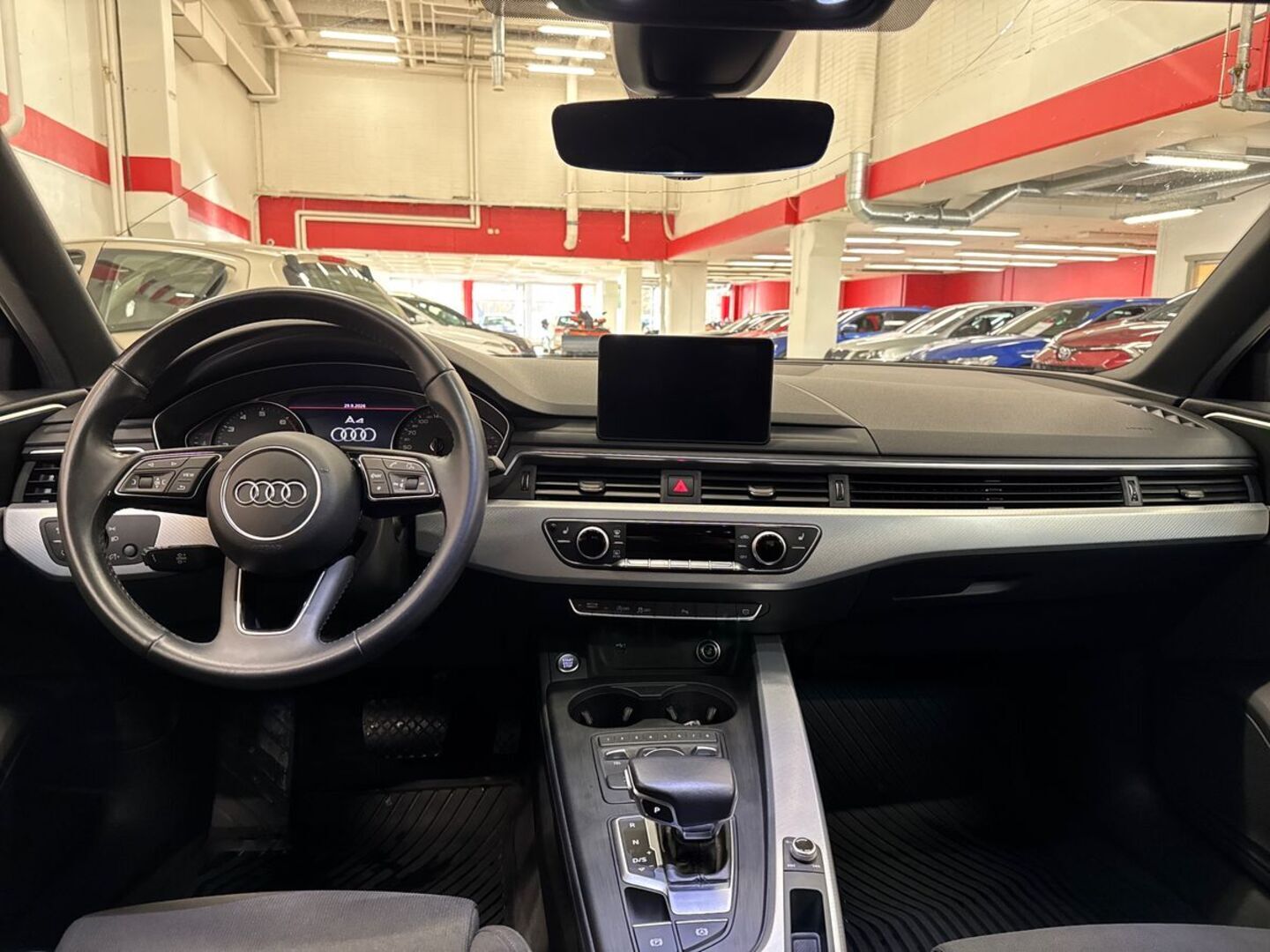 AUDI A4 29