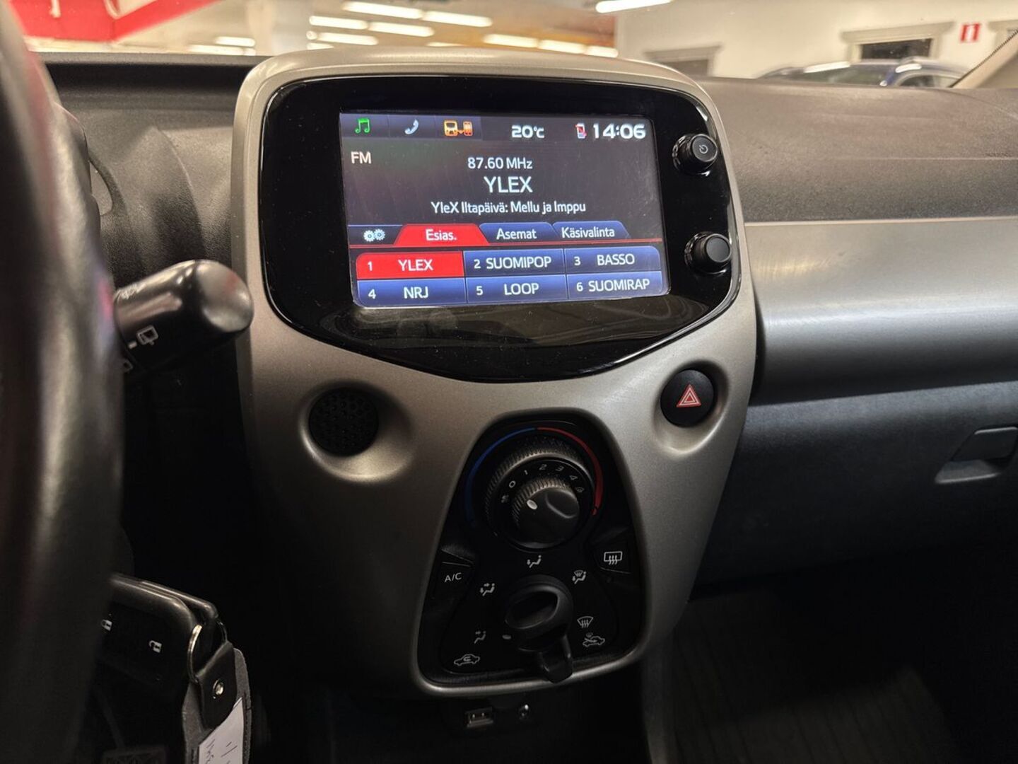 TOYOTA AYGO 26