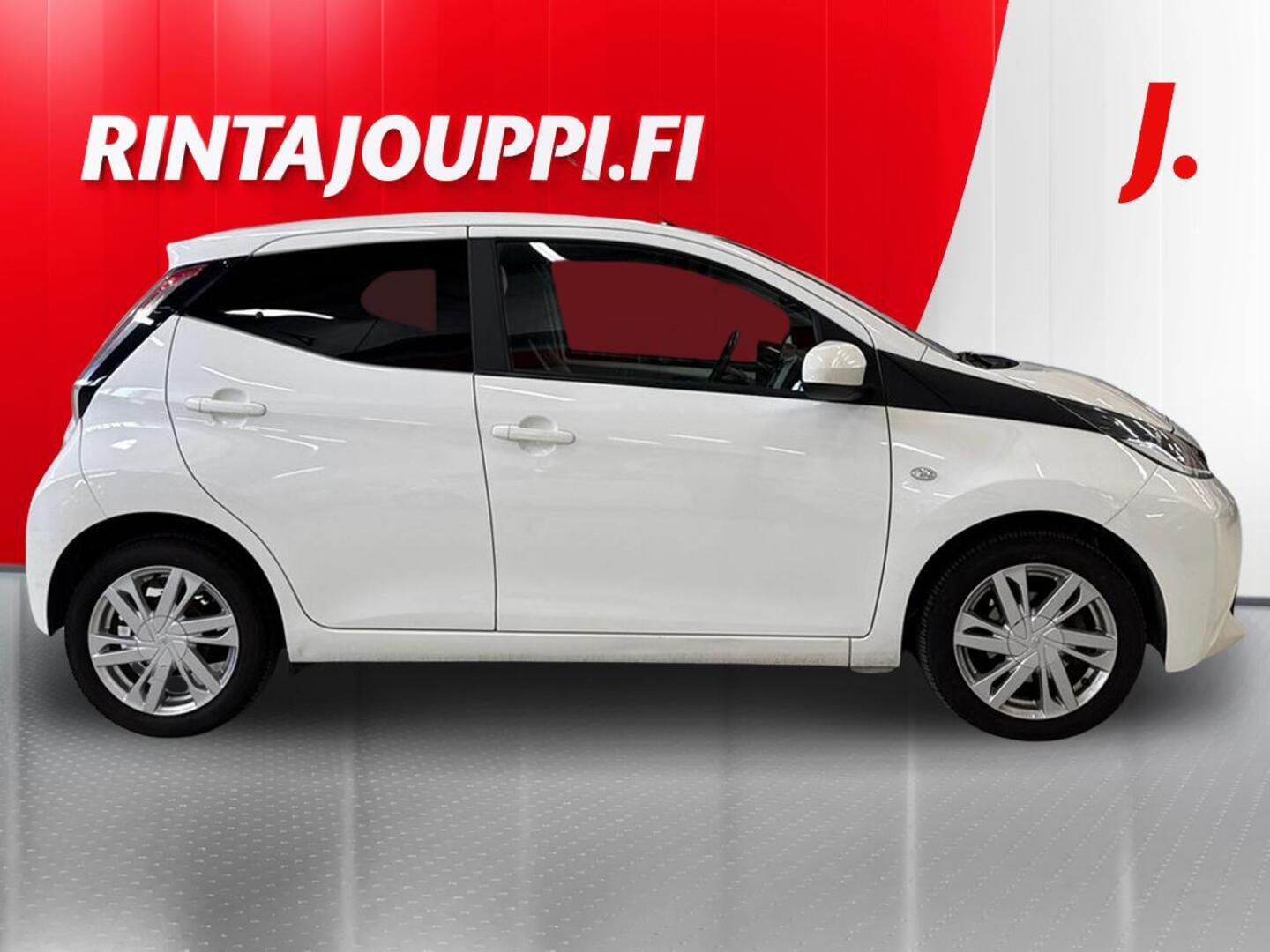 TOYOTA AYGO 6