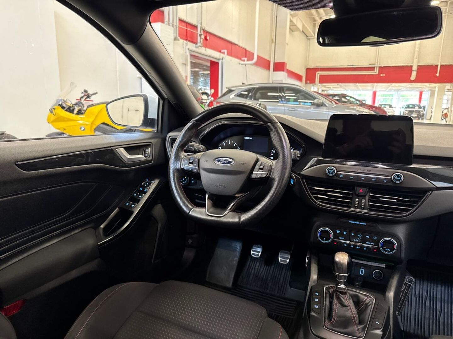 FORD Focus 23