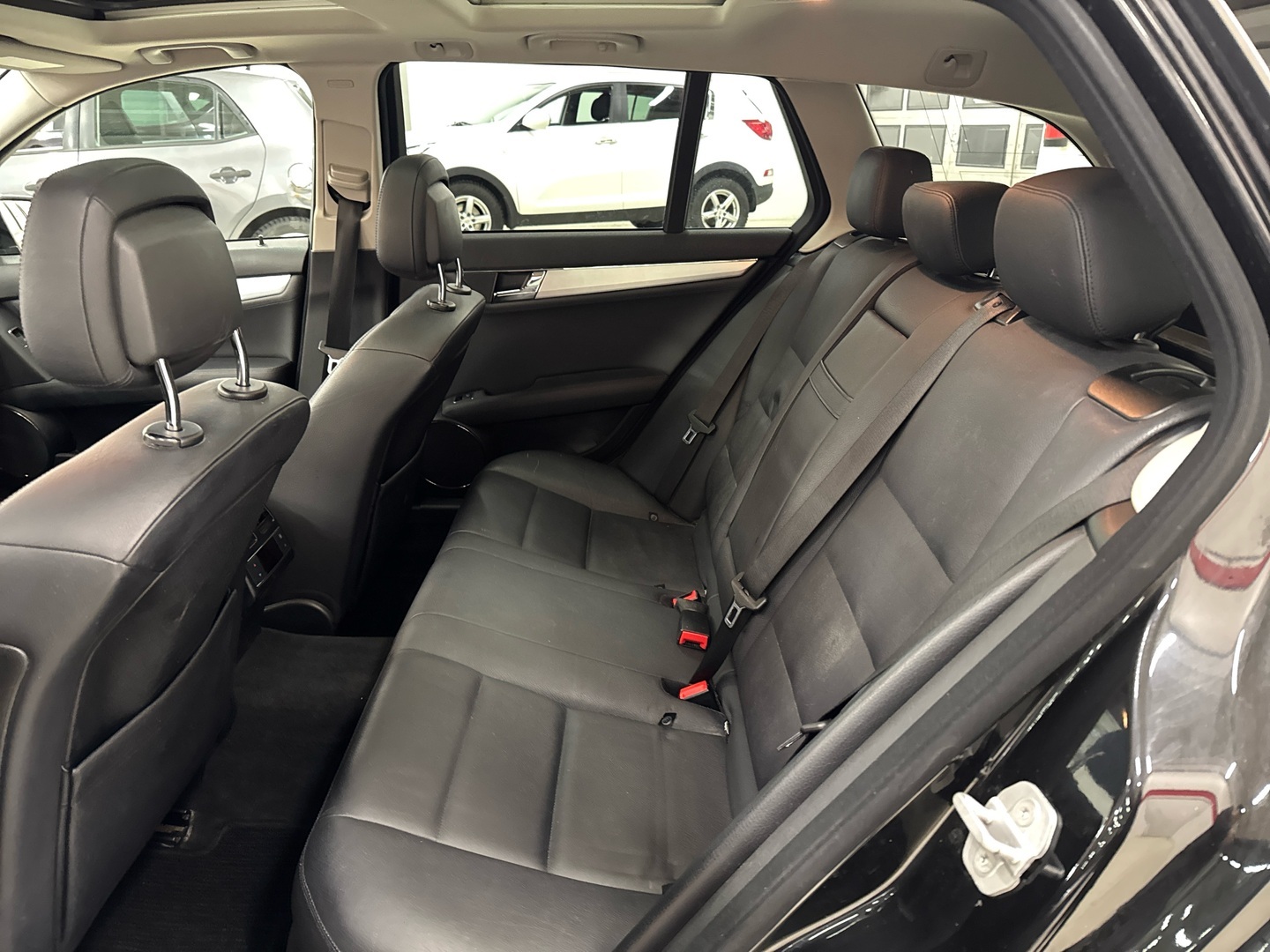 MERCEDES-BENZ C 2009