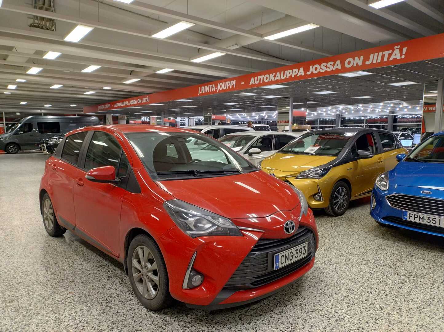 TOYOTA Yaris 2019