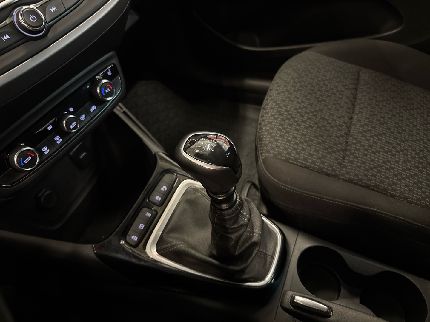 OPEL Crossland X 2019