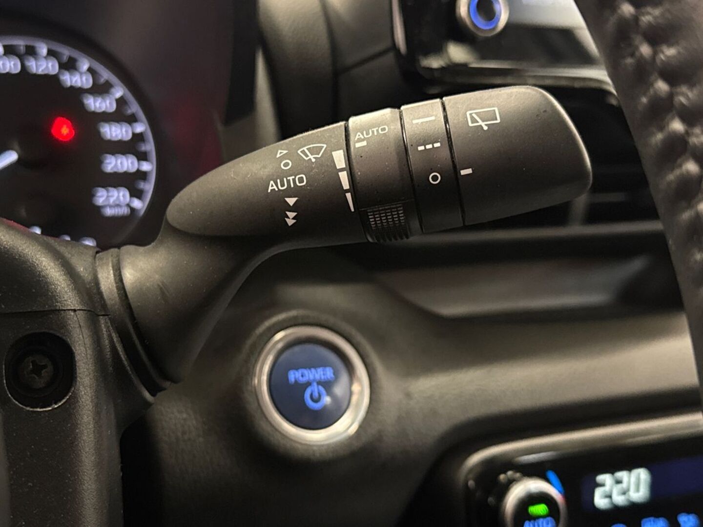 TOYOTA Yaris 2021