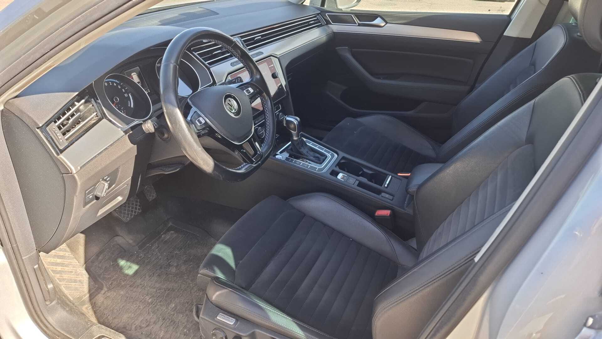 VOLKSWAGEN Passat 2017