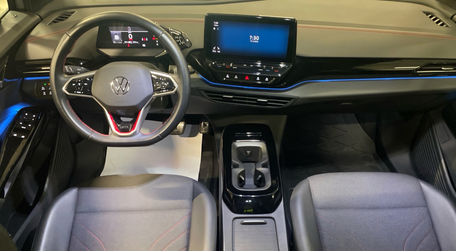 VOLKSWAGEN ID.4 2023