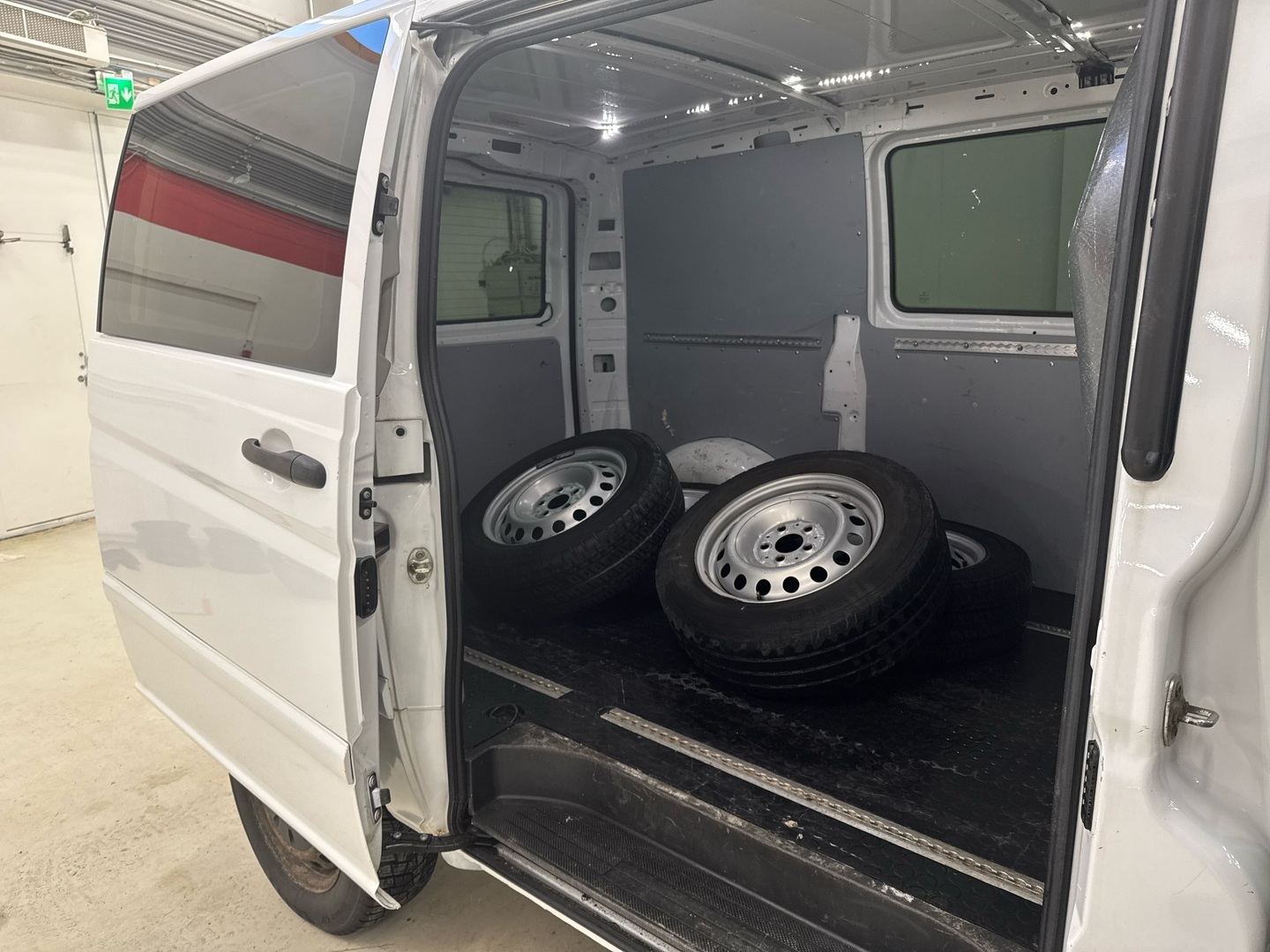 MERCEDES-BENZ Vito 2012