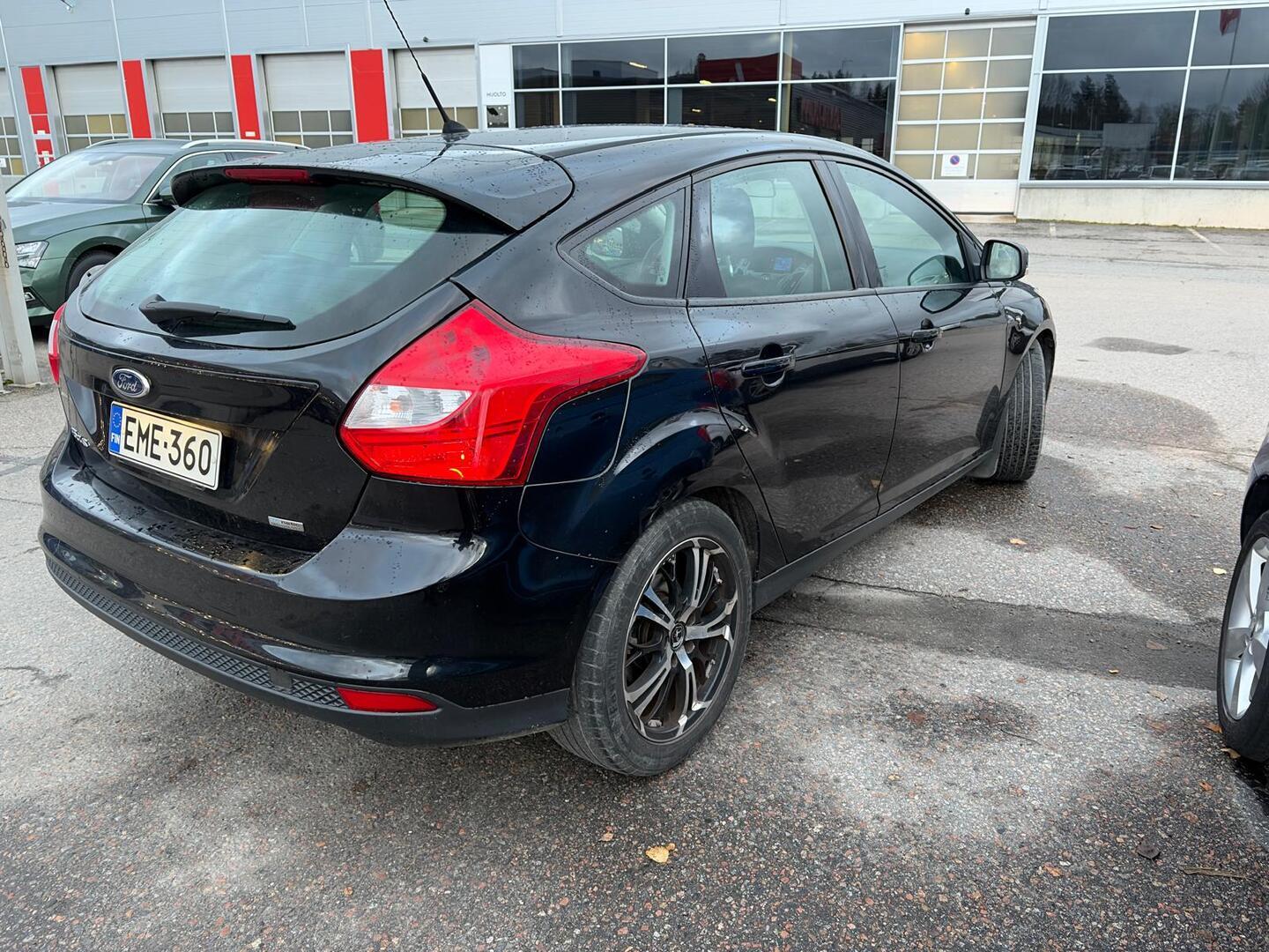 FORD Focus 2012