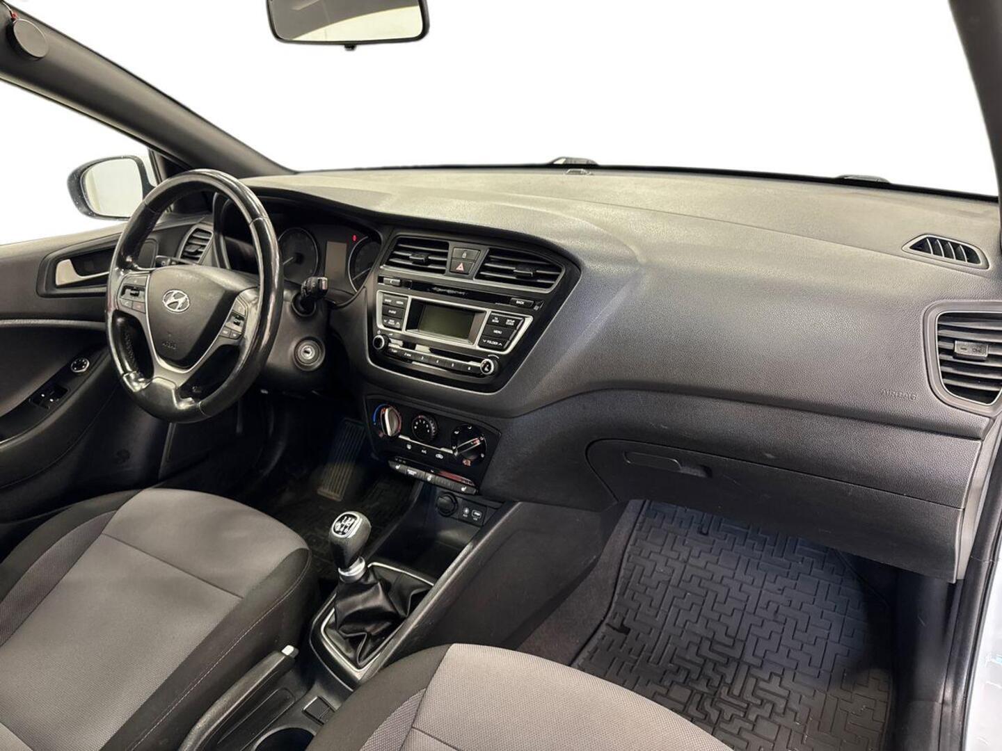 HYUNDAI i20 5d 2018