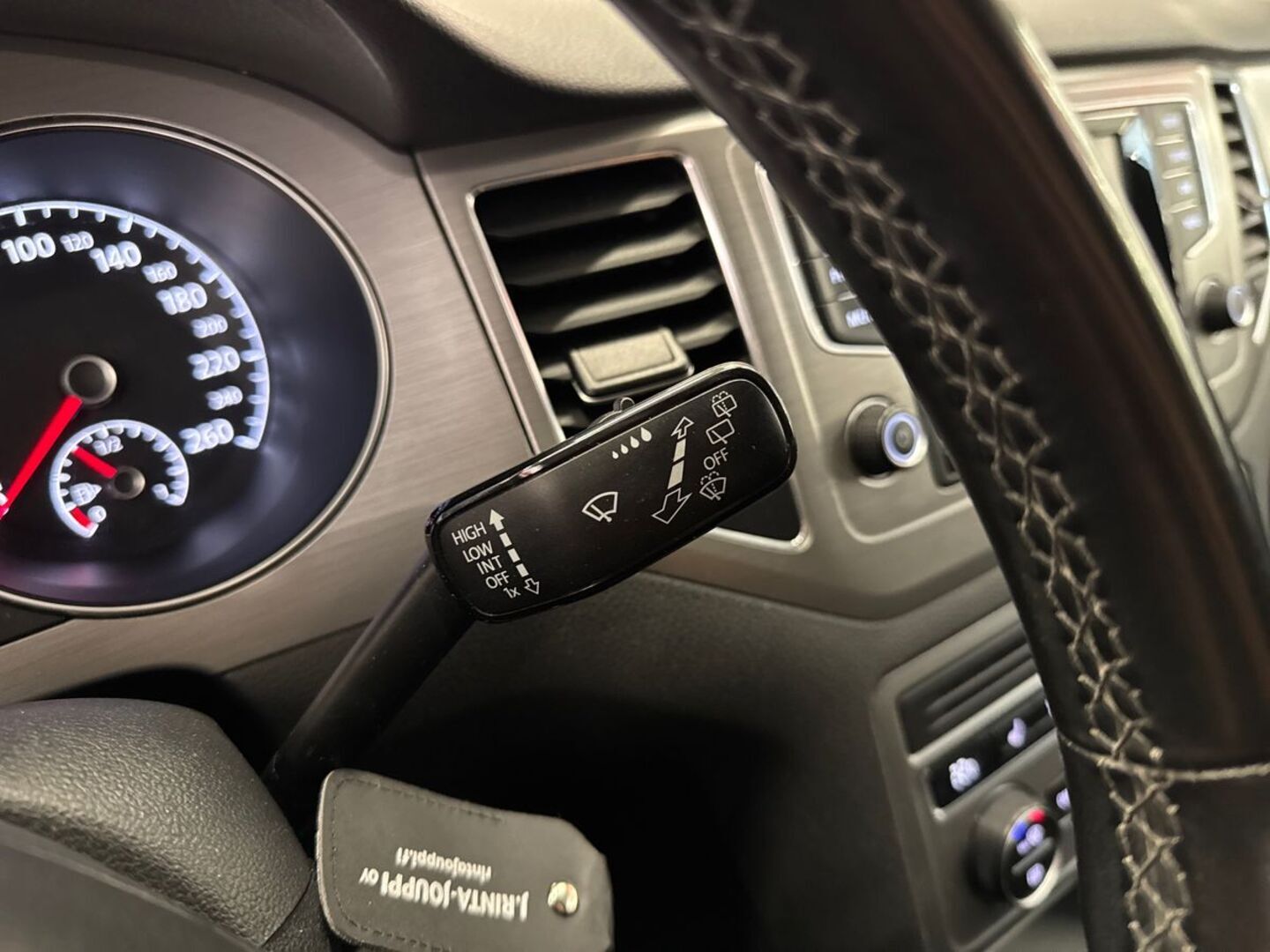 VOLKSWAGEN Golf Sportsvan 2014