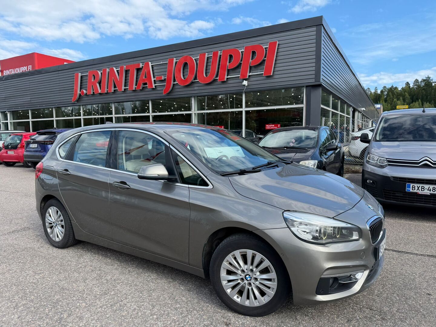 BMW 218 2015