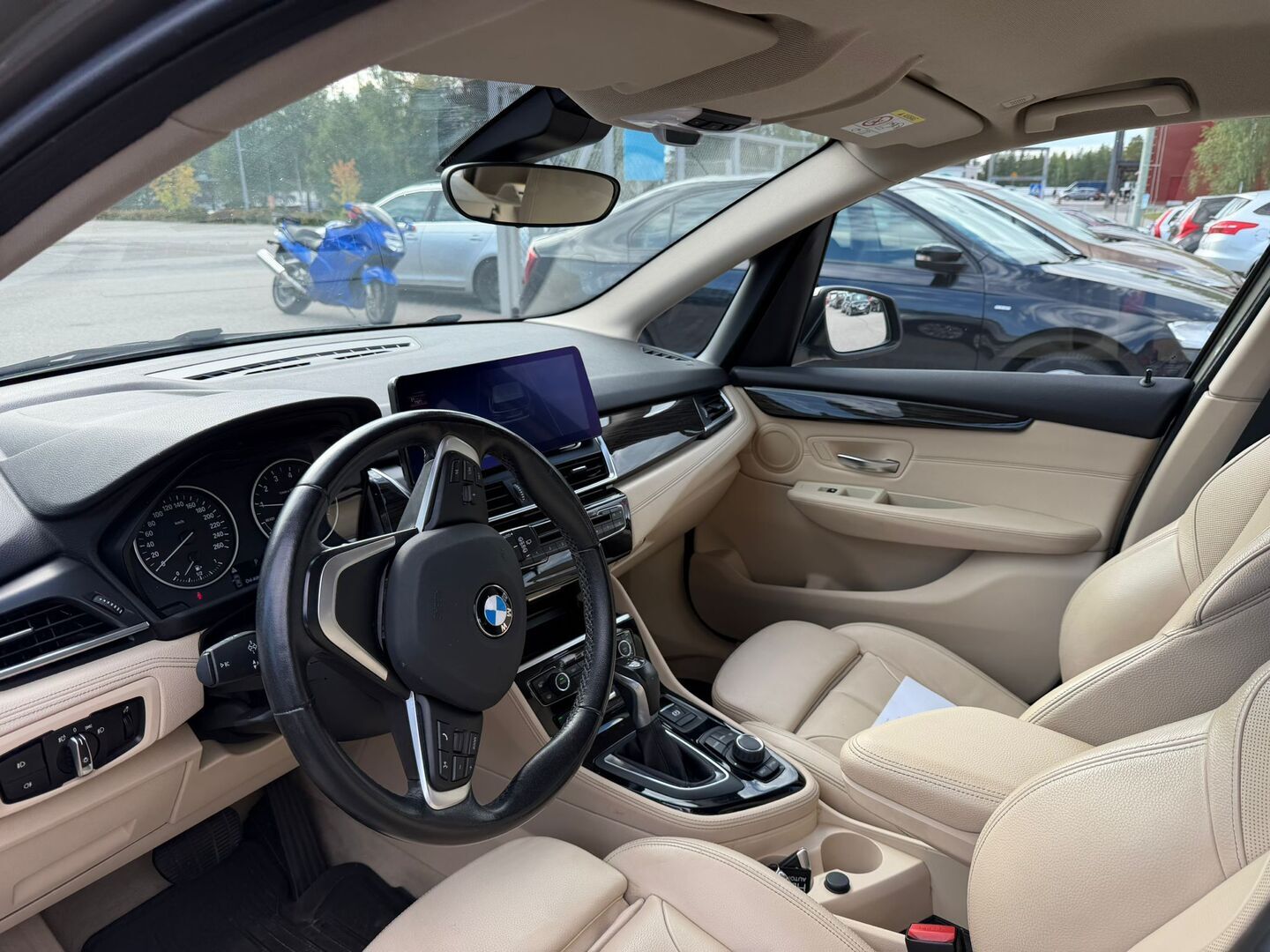 BMW 218 2015