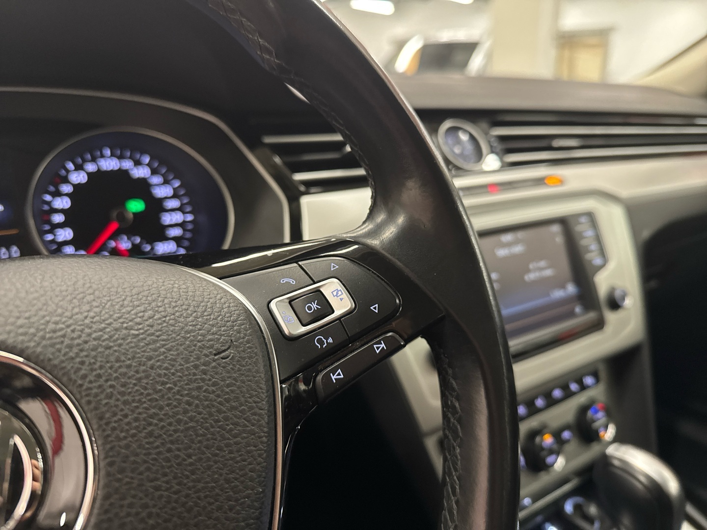 VOLKSWAGEN Passat 2015