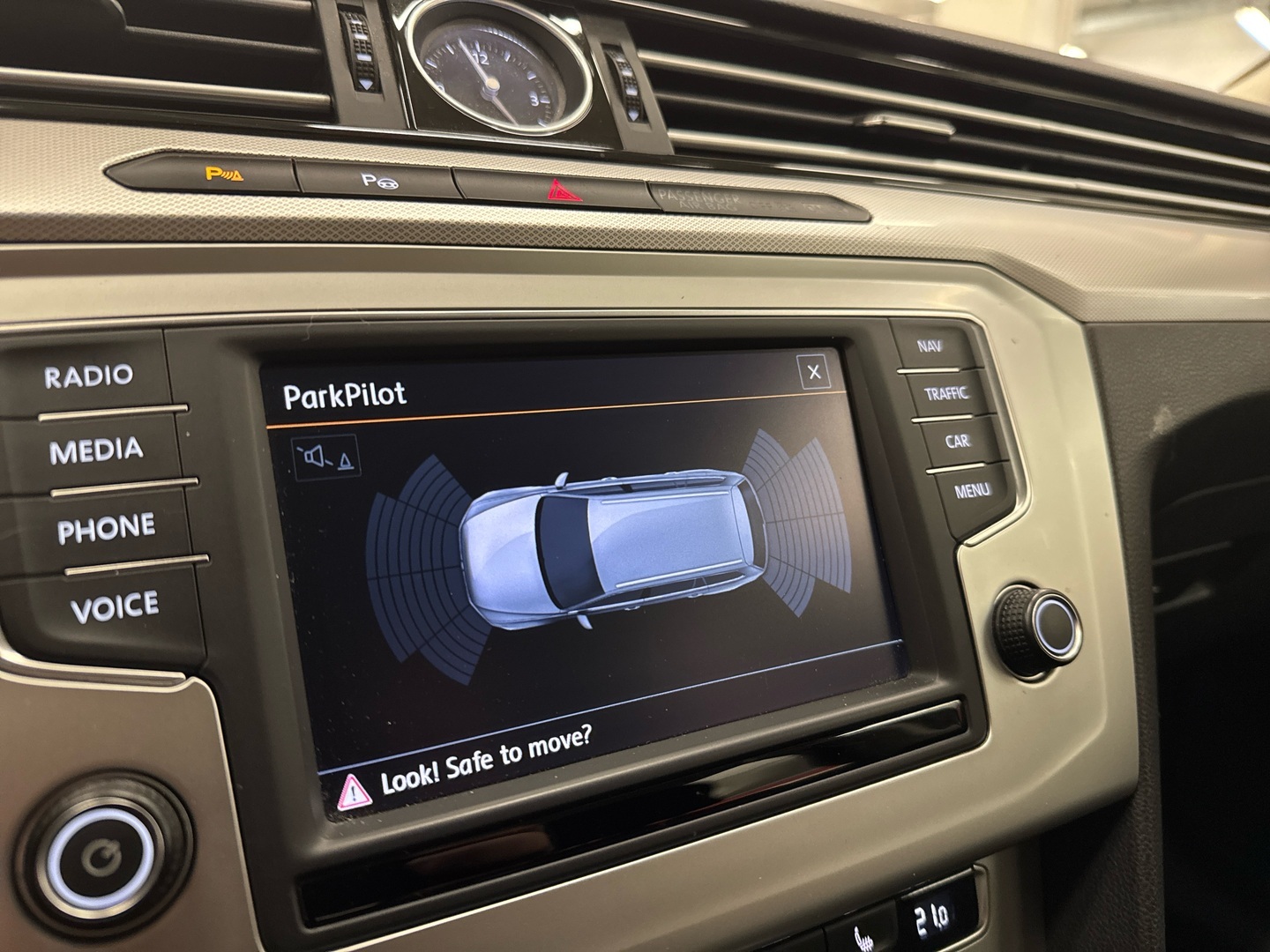 VOLKSWAGEN Passat 2015