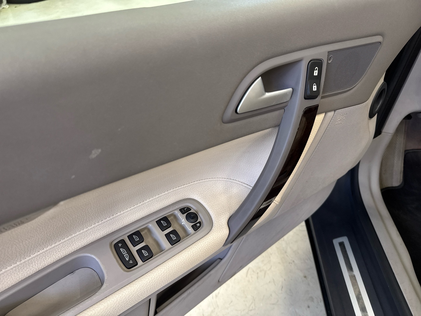 VOLVO C70 2007
