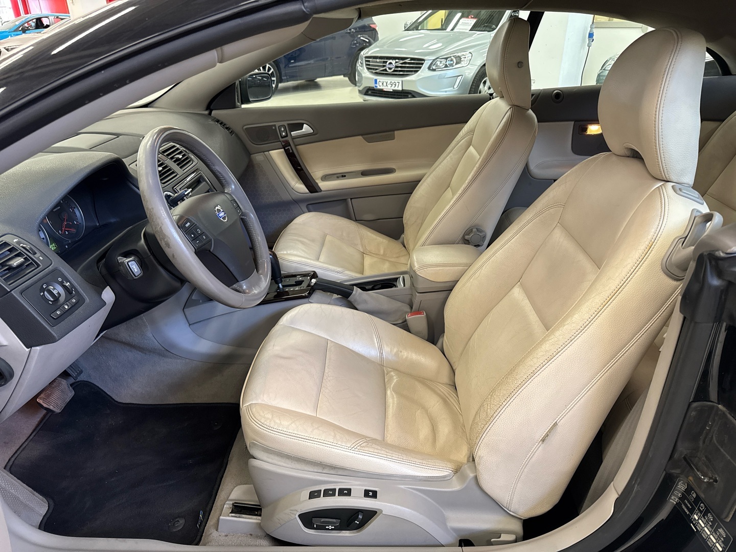 VOLVO C70 2007