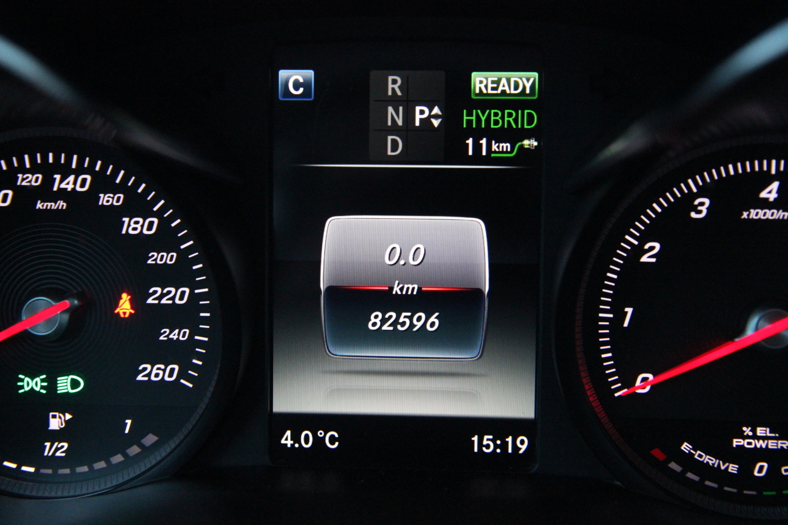 MERCEDES-BENZ GLC 2017