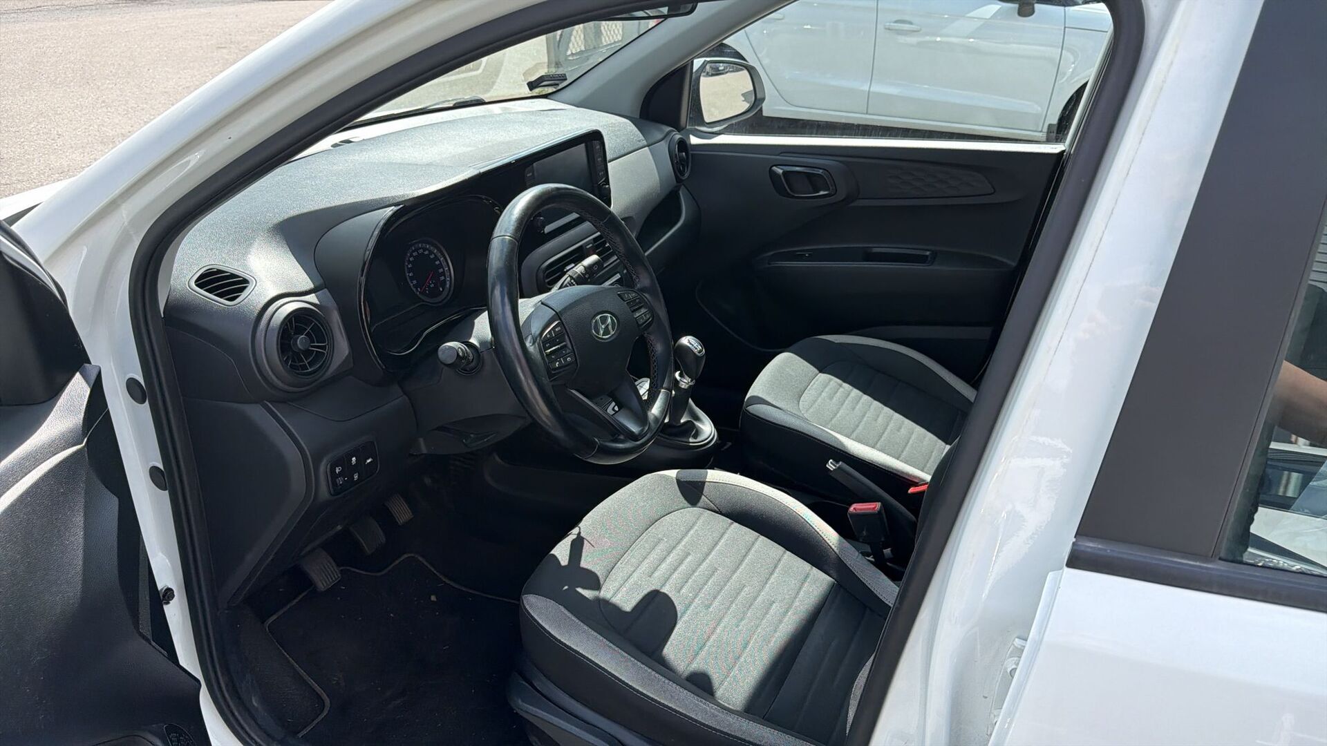 HYUNDAI i10 2021