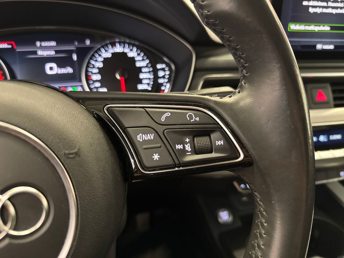 AUDI A4 21