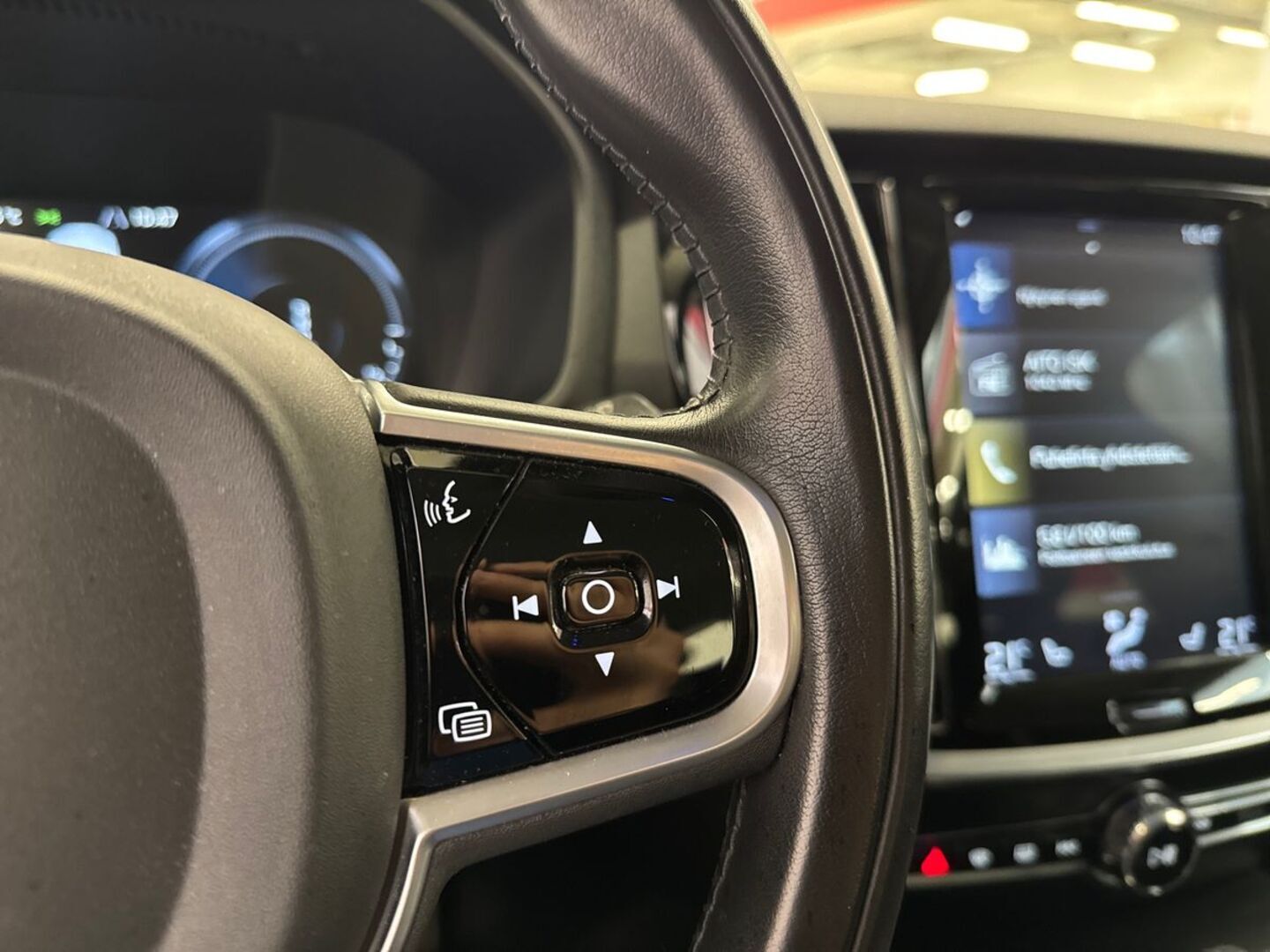 VOLVO V60 2020