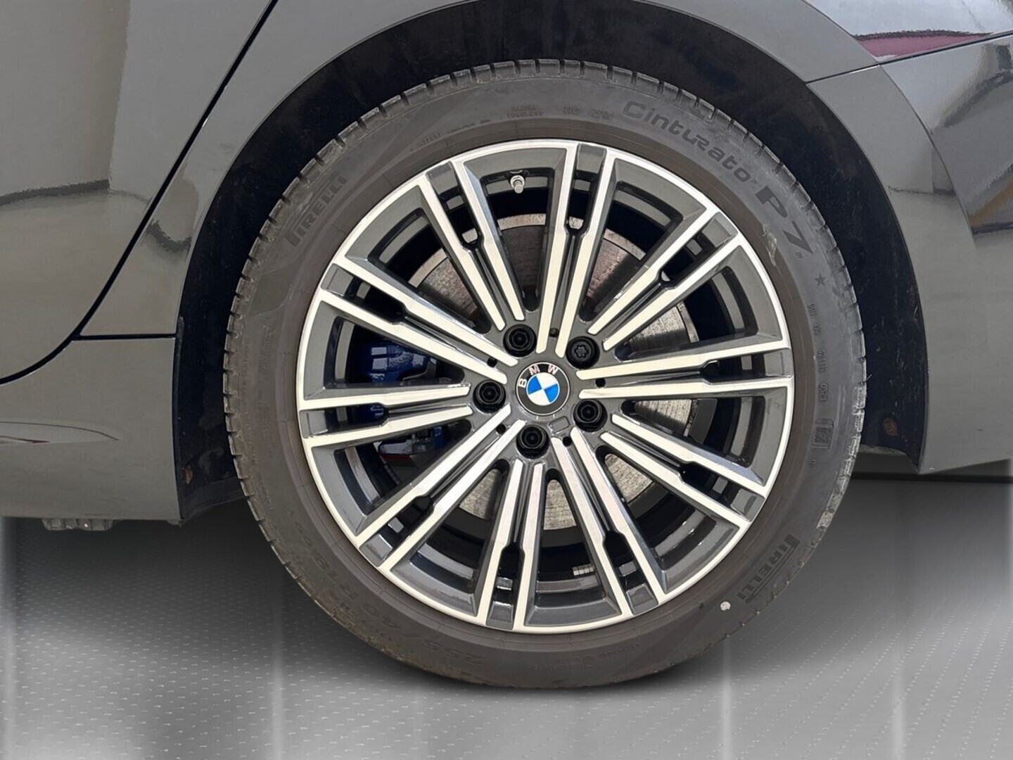 BMW 330 2021