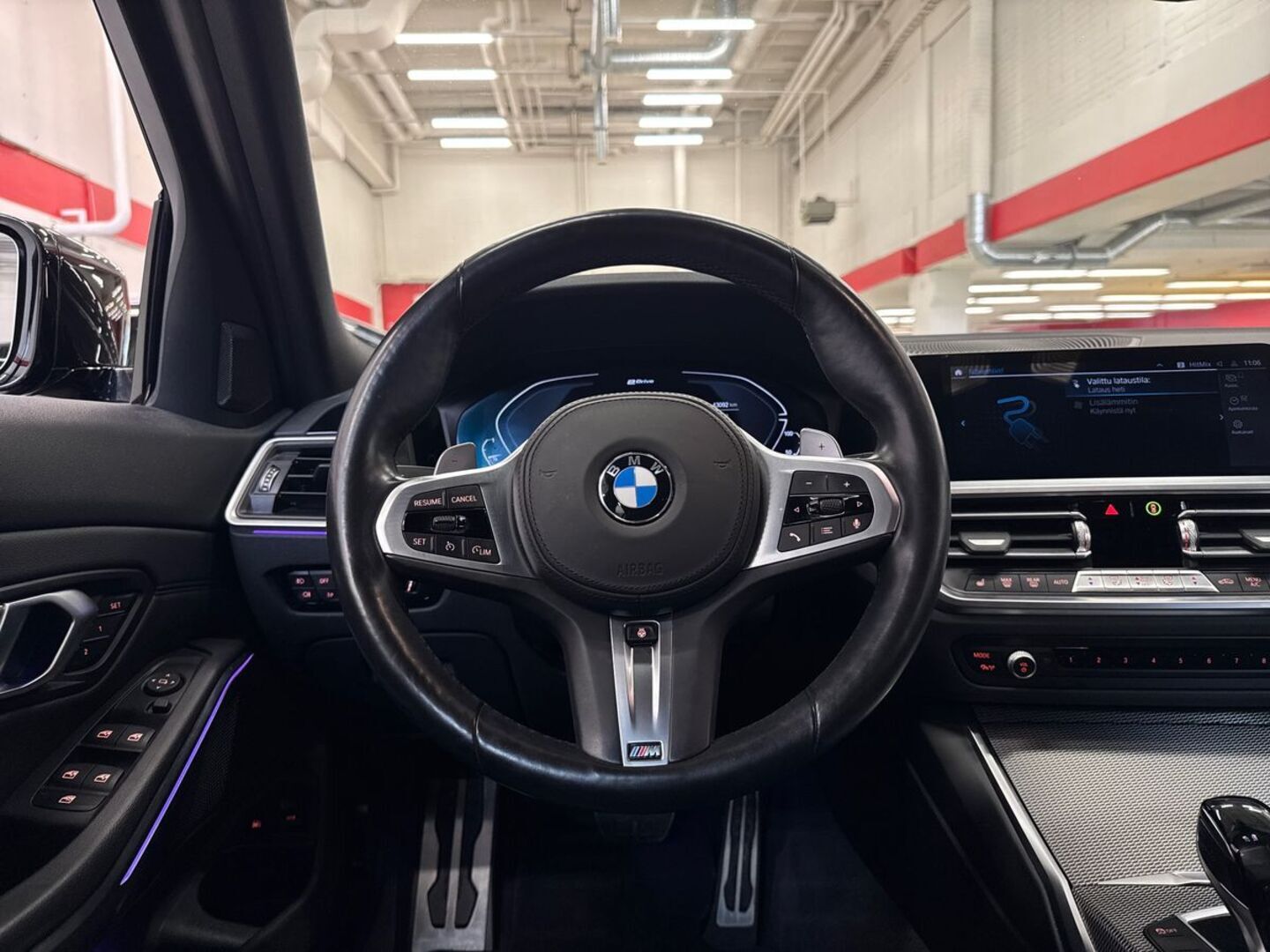 BMW 330 2021