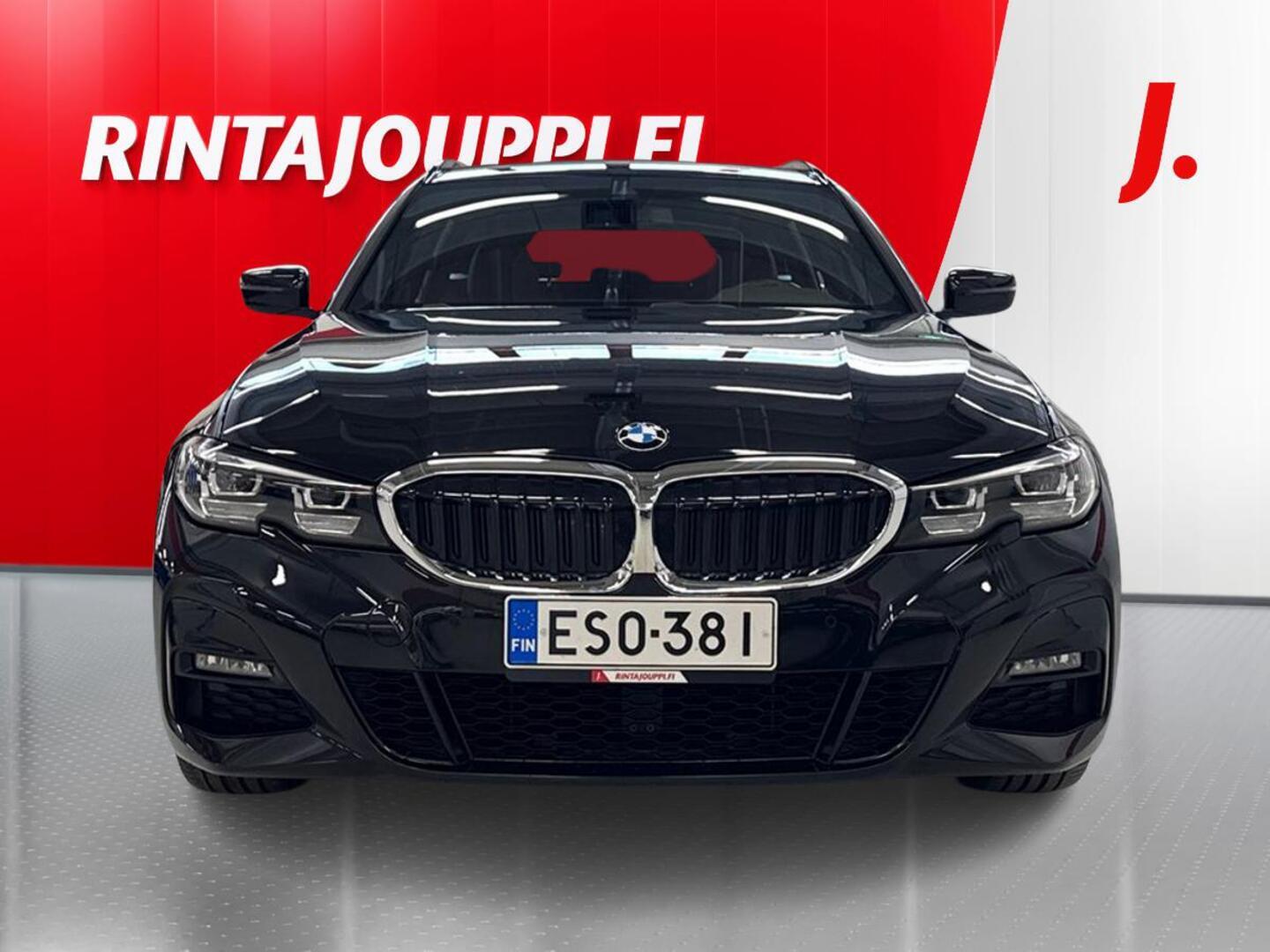 BMW 330 2021