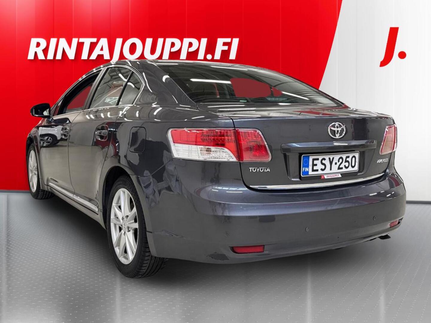TOYOTA Avensis 2